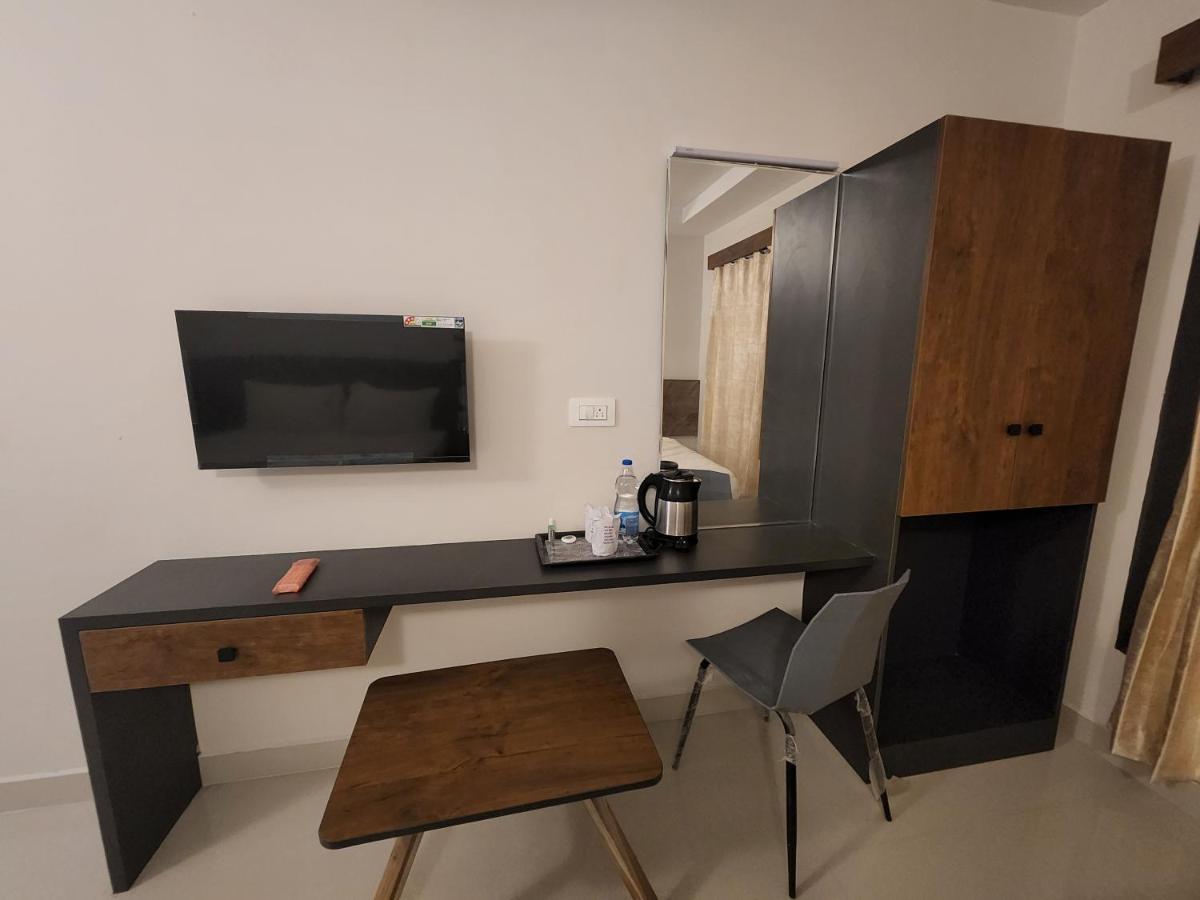 Hotel Park Raama Tirupati Luaran gambar